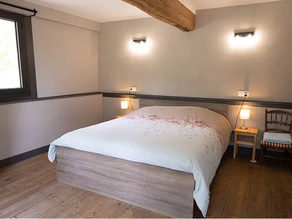 chambre 1 du gite pour 12 personnes la longere en normandie