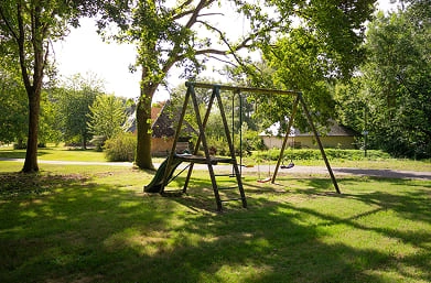 balancoire de la zone air de jeu