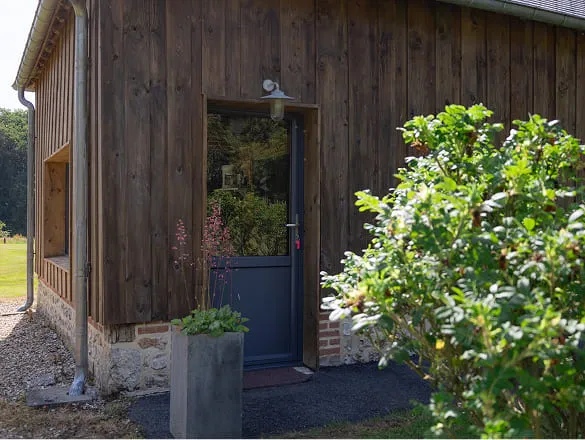 entrée du gite la petite maison de rose 